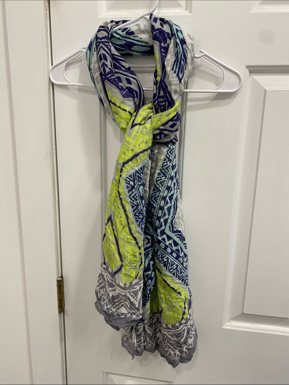 Stella & Dot - Patterned Scarf